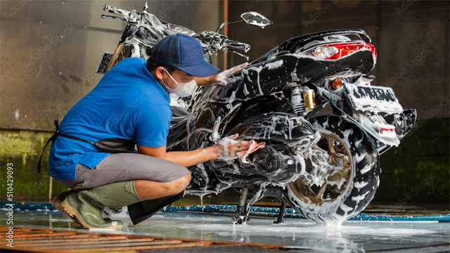 Essential Motorcycle Servicing Tips to Prepare for the Summer Heat