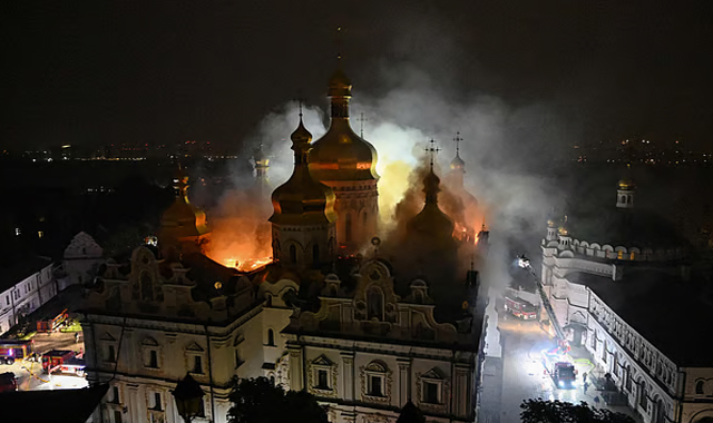 Deadly strikes on Ukraine leave Kyiv cathedral in flames