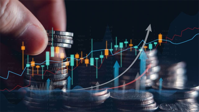 Record budget risks crowding out private investment
